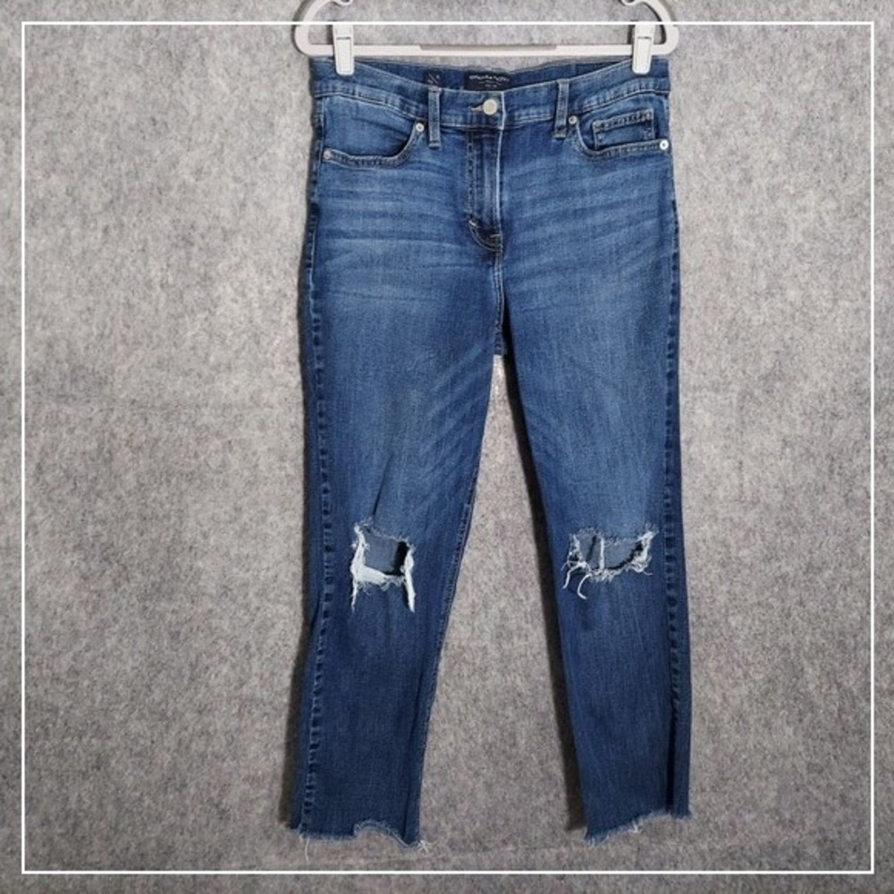 Lucky Brand Women Jeans 8 Boyfriend ‎ Sienna Straight Distressed Trashed Cut Off